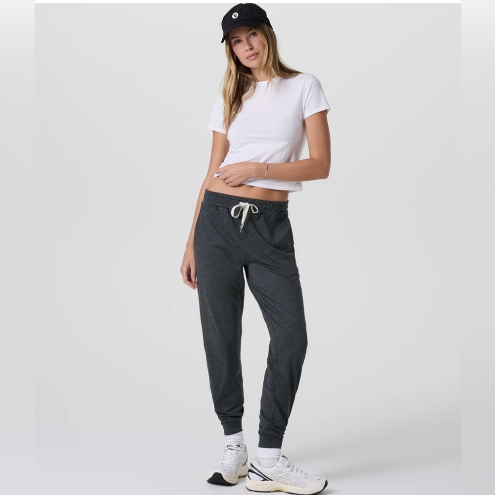 Vuori Performance Joggers with Tapered Fit